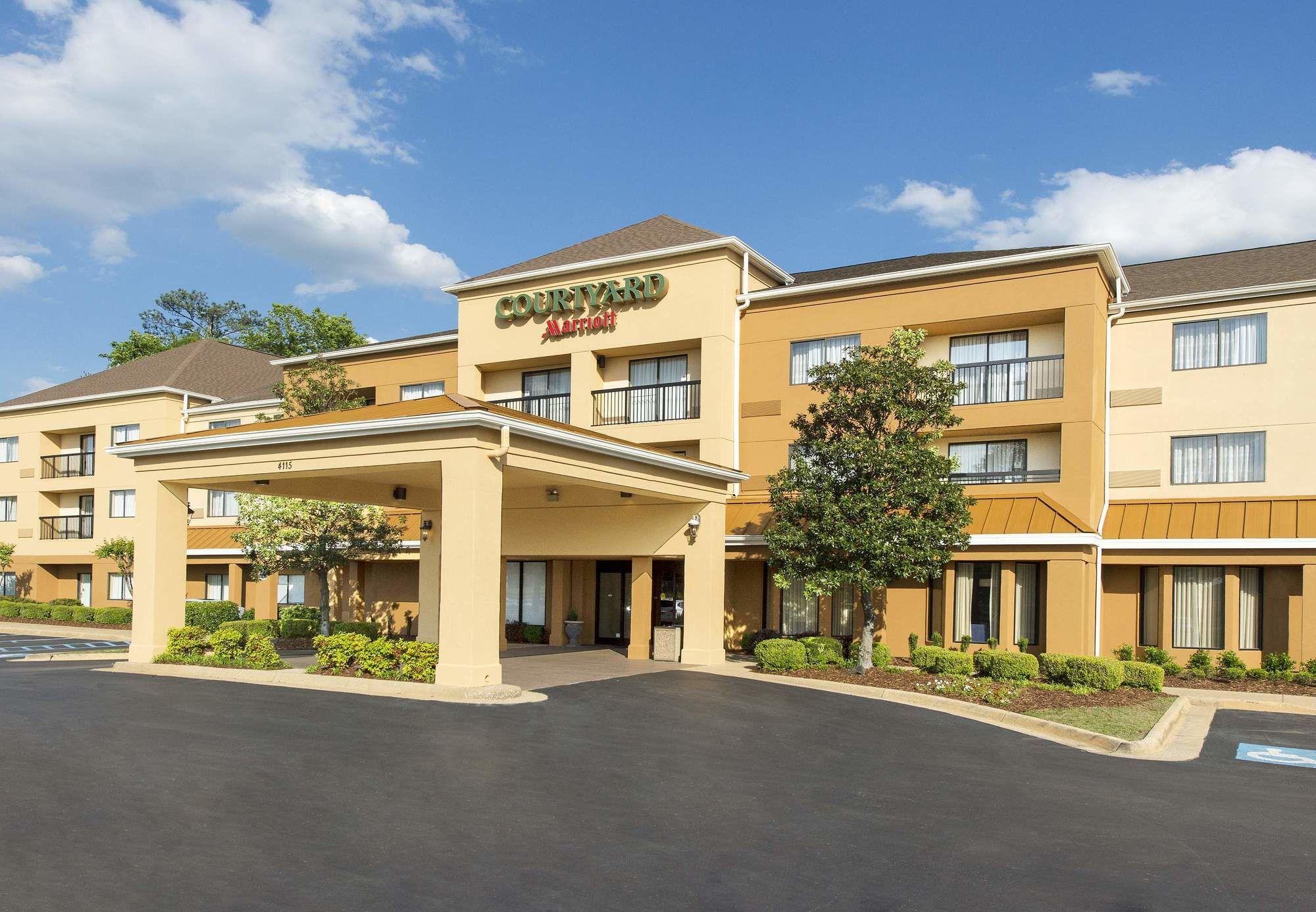 Courtyard Tuscaloosa Hotel Exterior photo